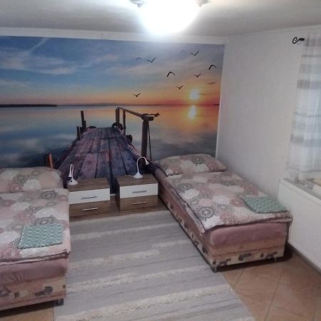 Apartmán U Zlatého křížku Velké Meziříčí Esterno foto