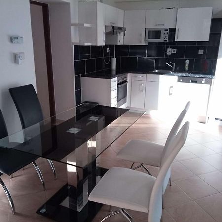 Apartmán U Zlatého křížku Velké Meziříčí Esterno foto