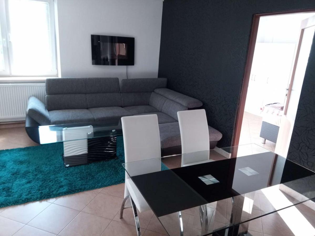Apartmán U Zlatého křížku Velké Meziříčí Esterno foto